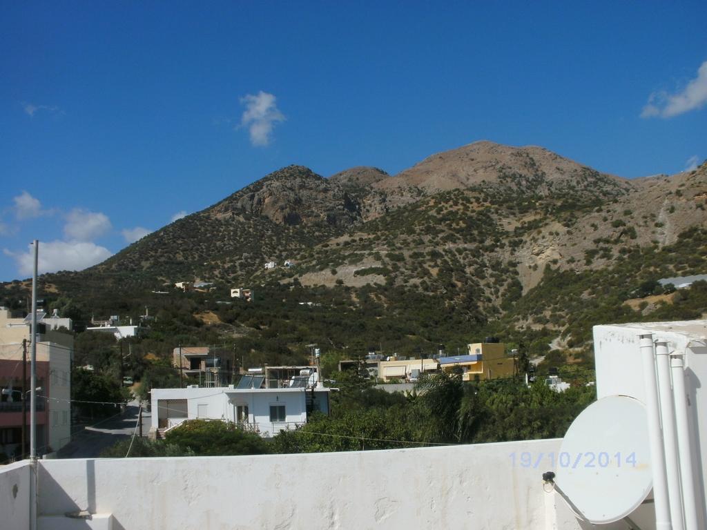 Xenos Apartments Keratókambos Dış mekan fotoğraf