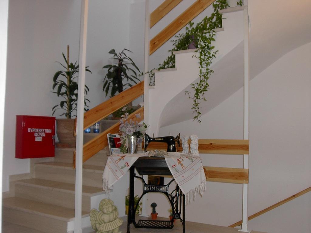 Xenos Apartments Keratókambos Dış mekan fotoğraf